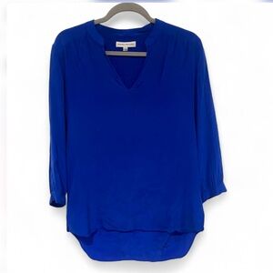 AMANDA UPRICHARD BLUE LONG SLEEVE V NECK 100% SILK PULLOVER BLOUSE SIZE SMALL